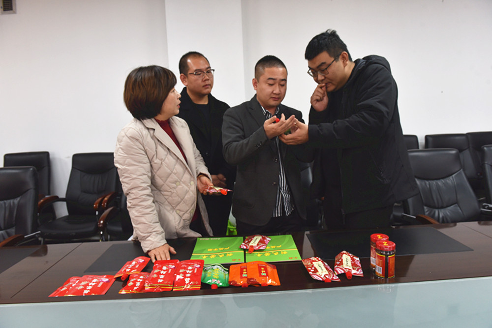 dsc_4426_副本.jpg dsc_4426_副本.jpg